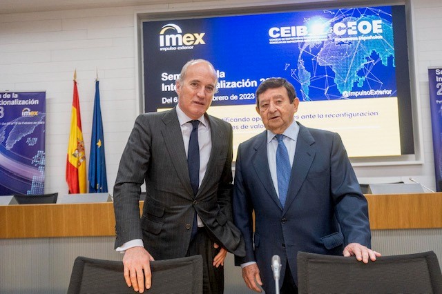 El vicepresidente de CEOE, Julián Núñez y el presidente de IMEX, Jaime Ussía