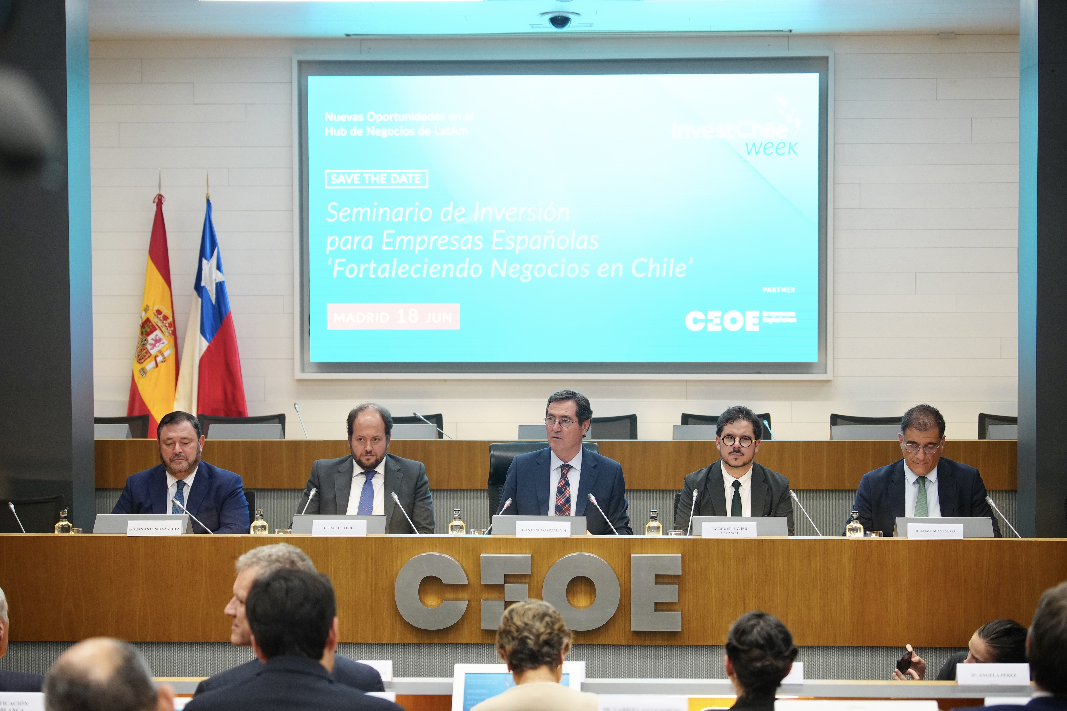 Antonio Garamendi durante su intervención en el encuentro empresarial con autoridades chilenas