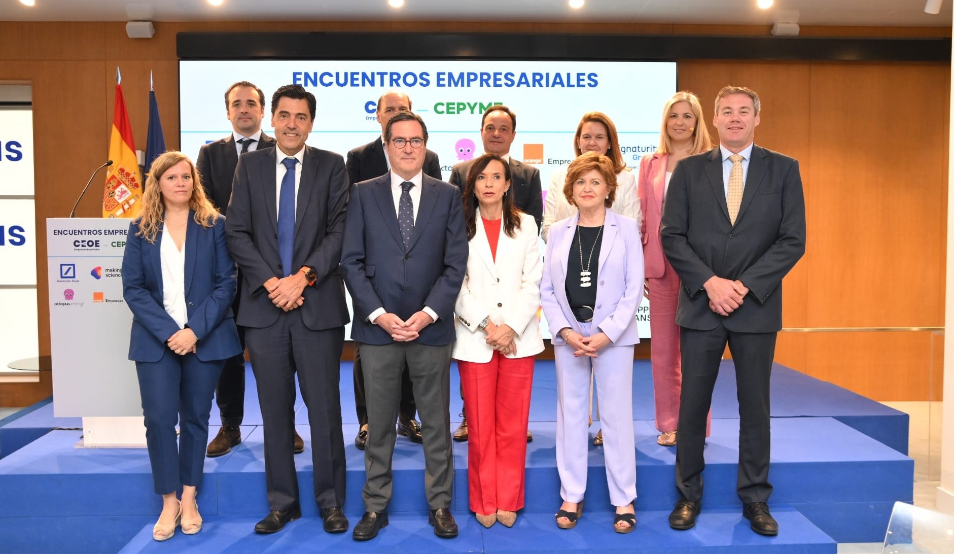 Foto Familia Encuentro Empresarial Redeia