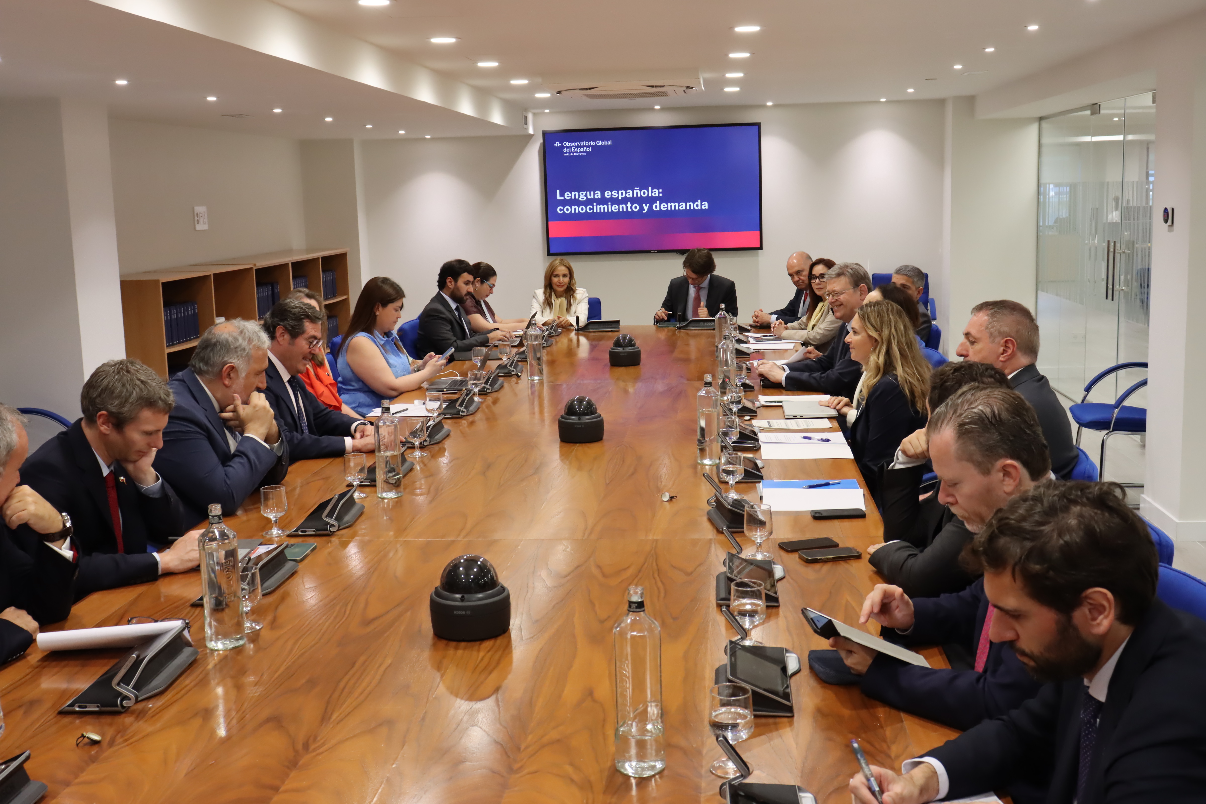 Reunión del Grupo de Amigos del Español en la OCDE