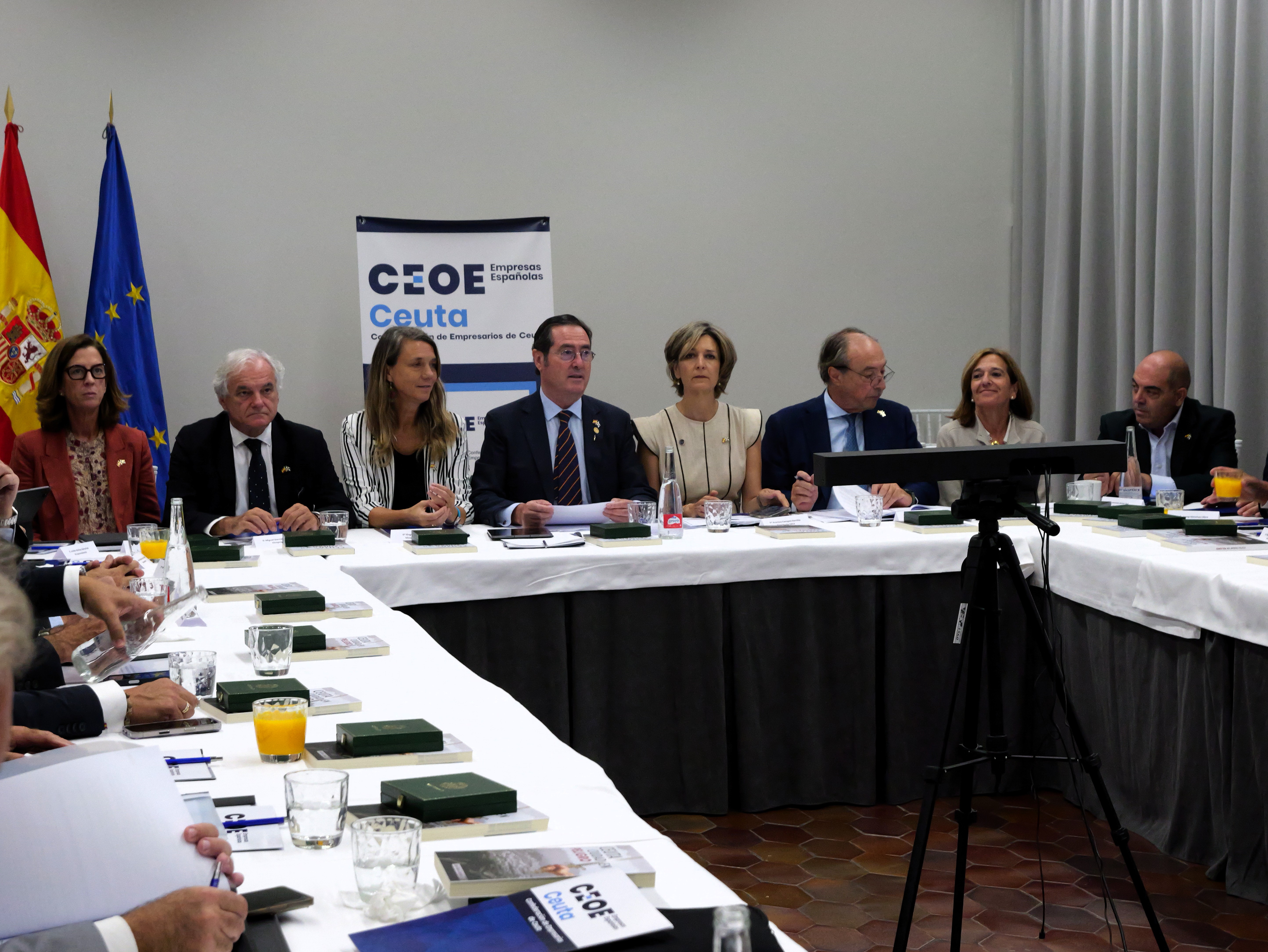 Reunión de la Junta Directiva de CEOE en Ceuta