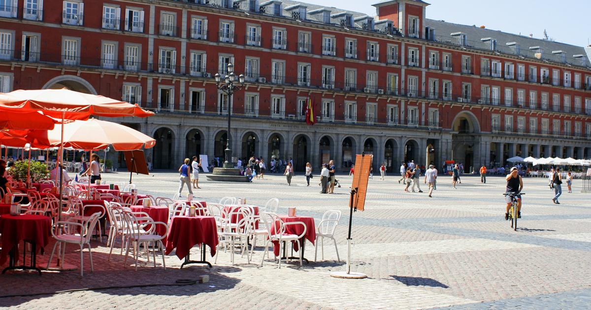 media-file-312-plaza-mayor-madrid-terraza-turismo.jpg