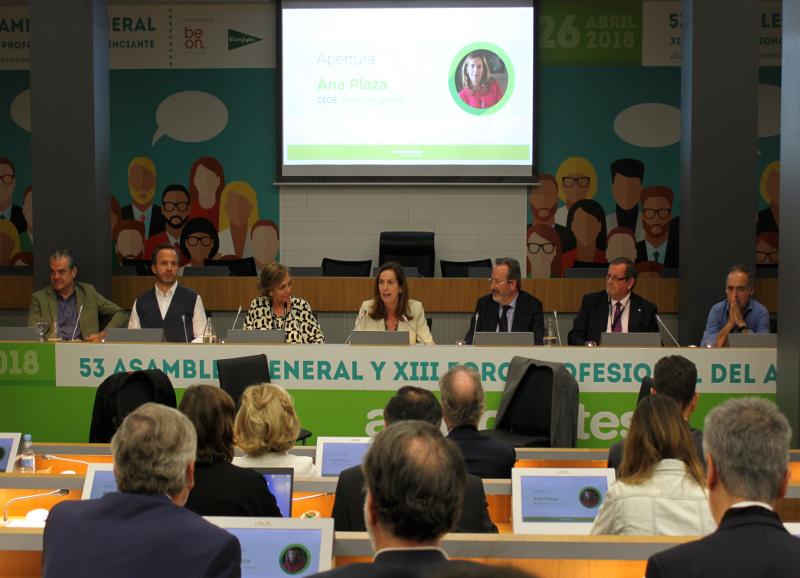 media-file-3338-xiii-foro-del-anunciante.JPG