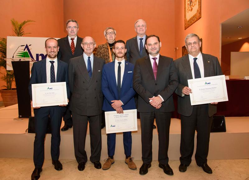 media-file-4213-abalos-entrega-el-premio-anci-2018-a-tesis-doctorales.jpg media-file-4213-abalos-entrega-el-premio-anci-2018-a-tesis-doctorales.jpg