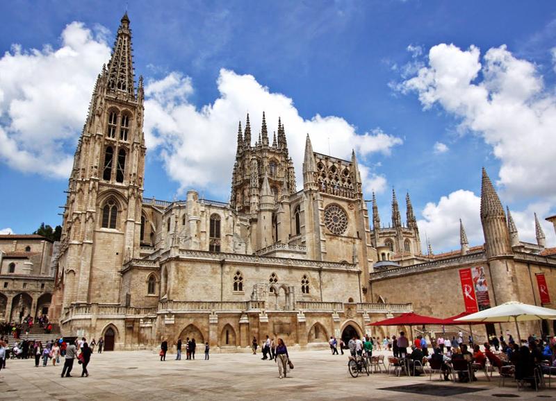 media-file-2247-fae-ibercaja-y-universidad-de-burgos.jpg media-file-2247-fae-ibercaja-y-universidad-de-burgos.jpg