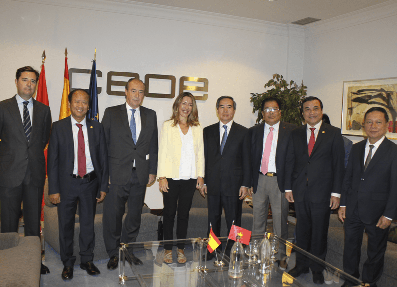 media-file-5209-delegacion-vietnam-en-ceoe.png media-file-5209-delegacion-vietnam-en-ceoe.png