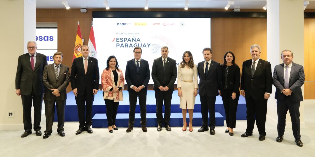 1-participantes-en-el-encuentro-espana-paraguay-con-motivo-de-la-visita-del-presidente-mario-abdo-benitez.jpg