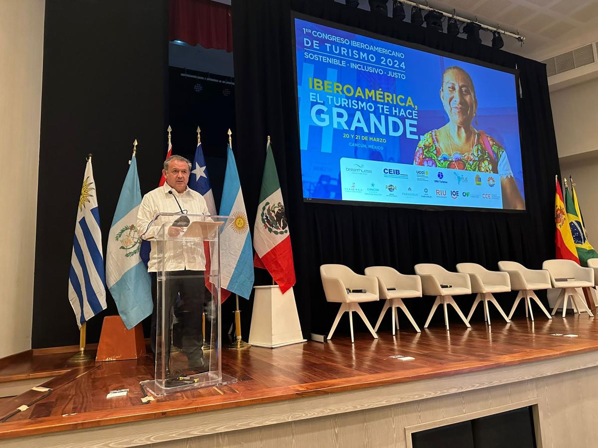 Narciso Casado en el Congreso de Turismo de Cancún