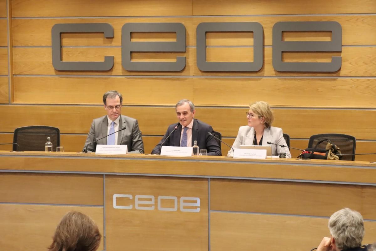 Reunión de la Comisión de Unión Europea en CEOE