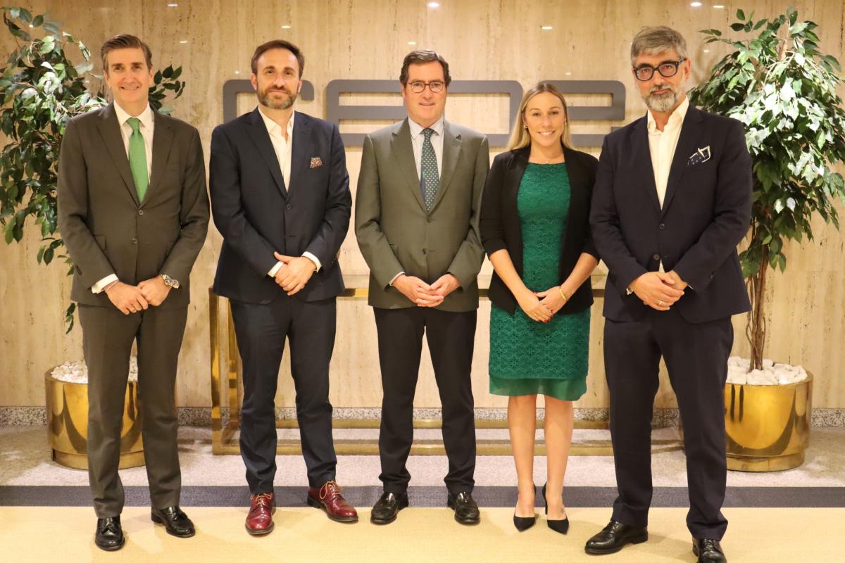 UST empresa asociada a CEOE