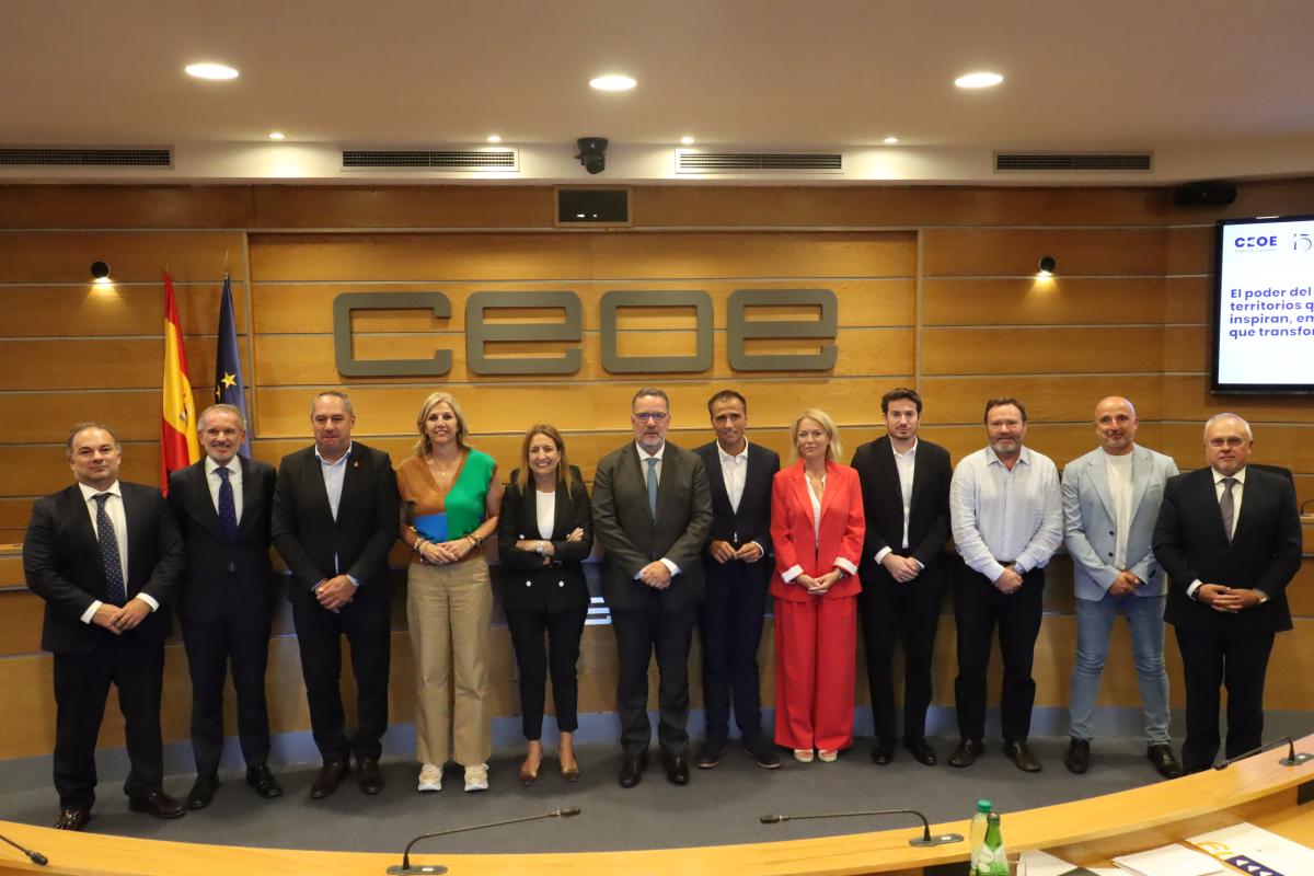 Jornada deporte Canarias en CEOE