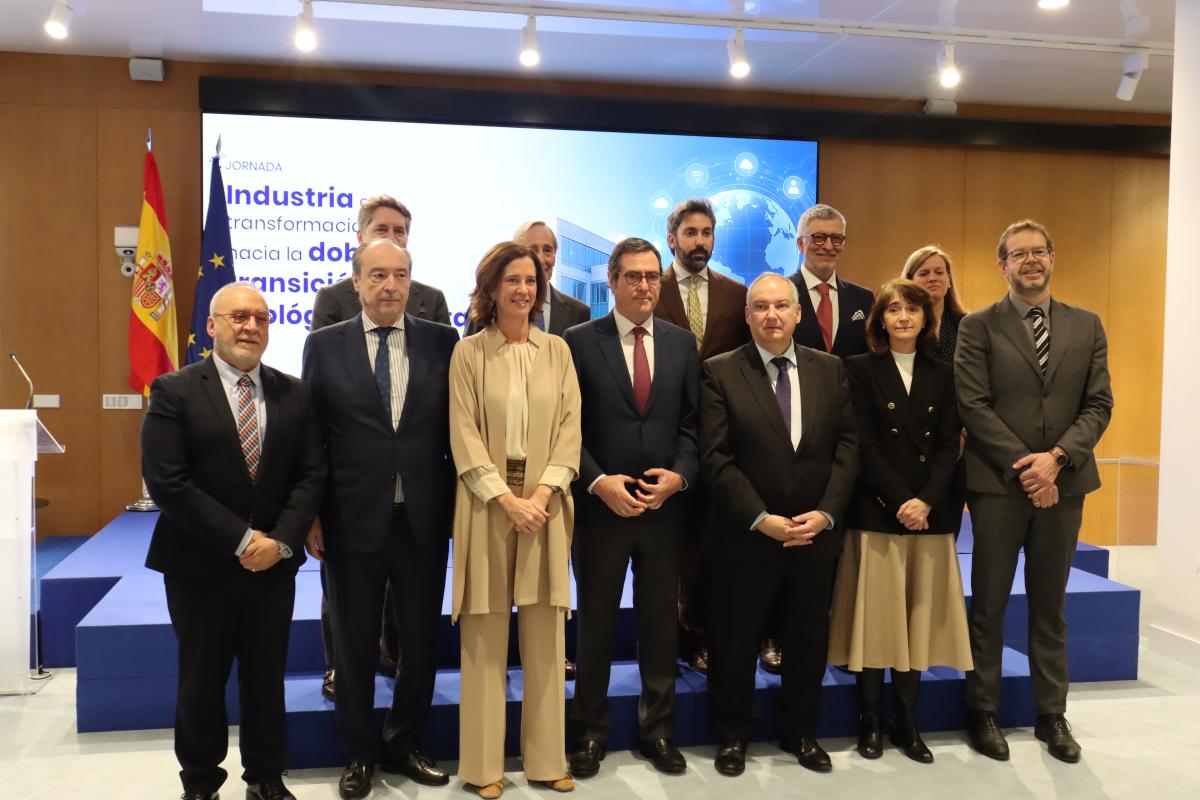 Foto de familia_Jornada Industria CEOE