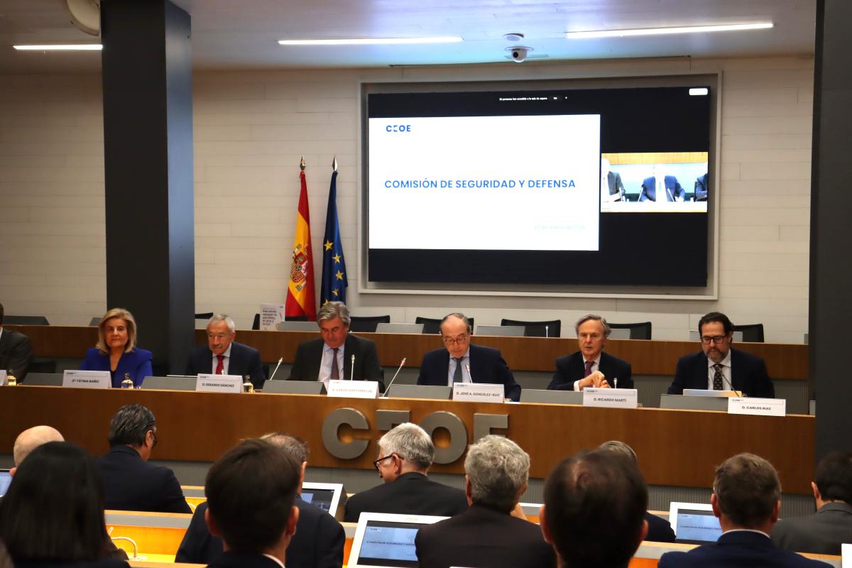 Un momento de la primera reunión de la Comisión Seguridad y Defensa CEOE