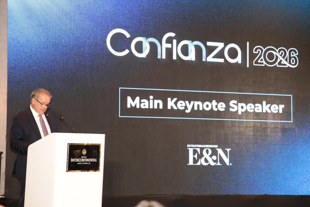 El secretario permanente de CEIB durante la Segunda Cumbre Confianza 2026 en Guatemala
