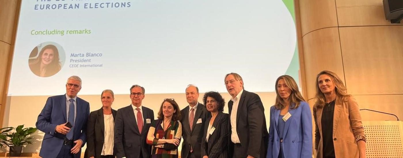 Foto de familia jornada política comercial en Bruselas