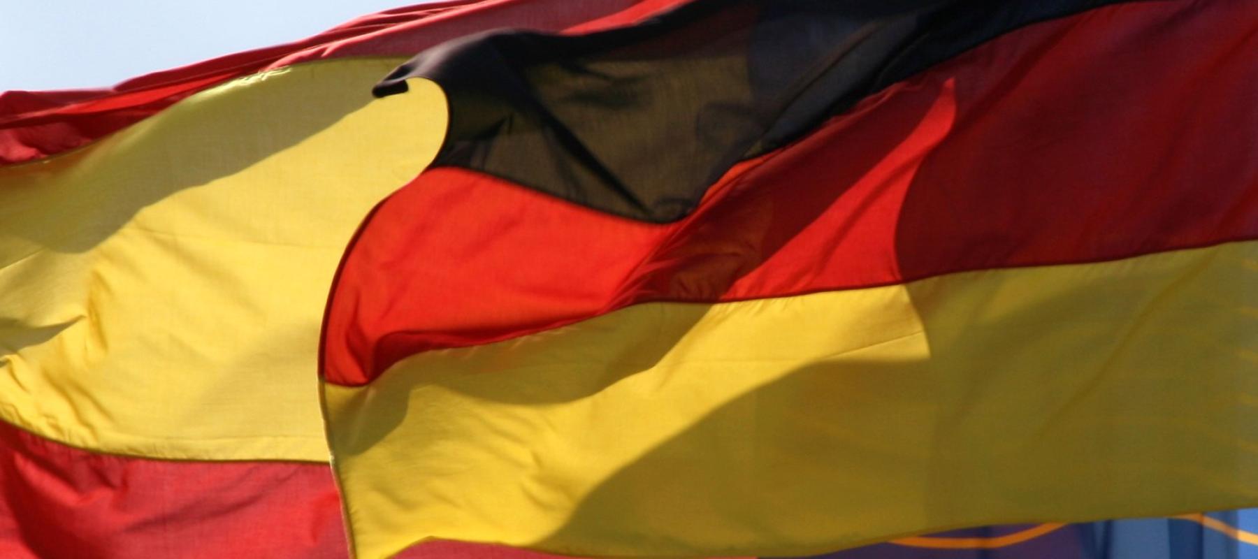 Banderas de Alemania y España