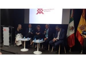 media-file-3838-participantes-en-el-foro-en-casa-de-mexico.jpg