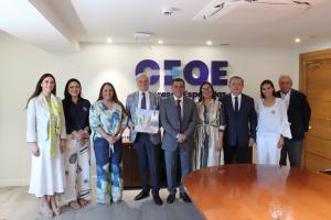 Visita a CEOE del alcalde de Cartagena de Indias (Colombia), Dumek Turbay