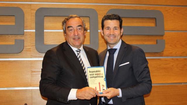 Juan Rosell presentó el libro Responsabilidad Social Competitiva de Cristian Rovira