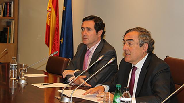 Juan Rosell y Antonio Garamendi han presentado en rueda de prensa la propuesta empresarial para el AENC 2017