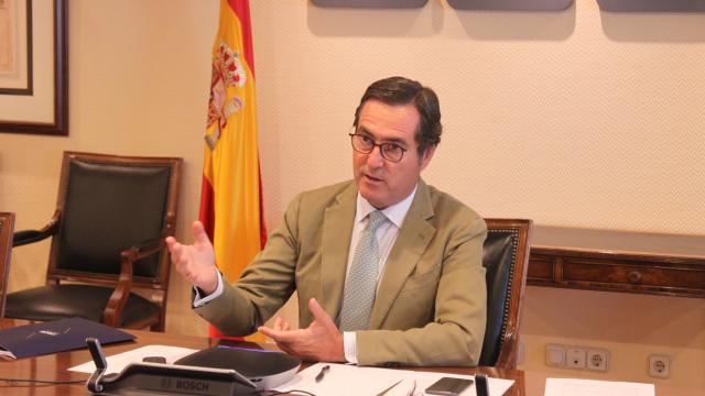 Antonio Garamendi en el debate "Salvemos el turismo"